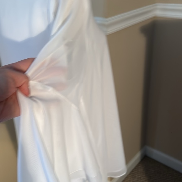 White NWOT sheer lined blouse with bell sleeves! - Picture 5 of 11